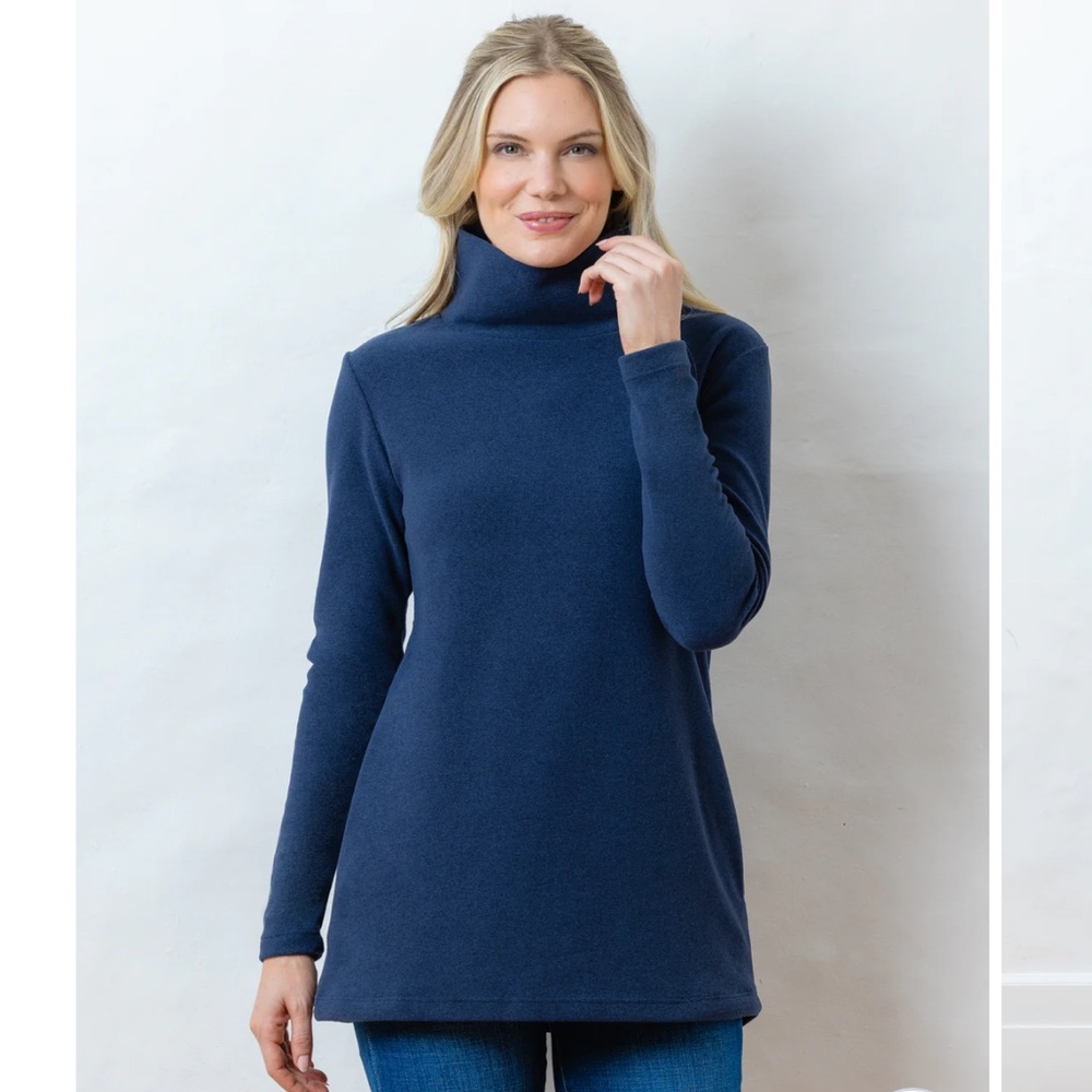 Dudley Stephens Navy Cobble Hill - S (Great condition)